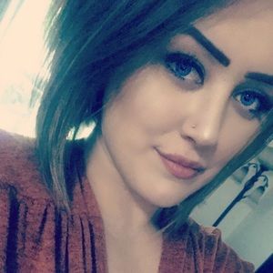 Meet your Posher, Janna